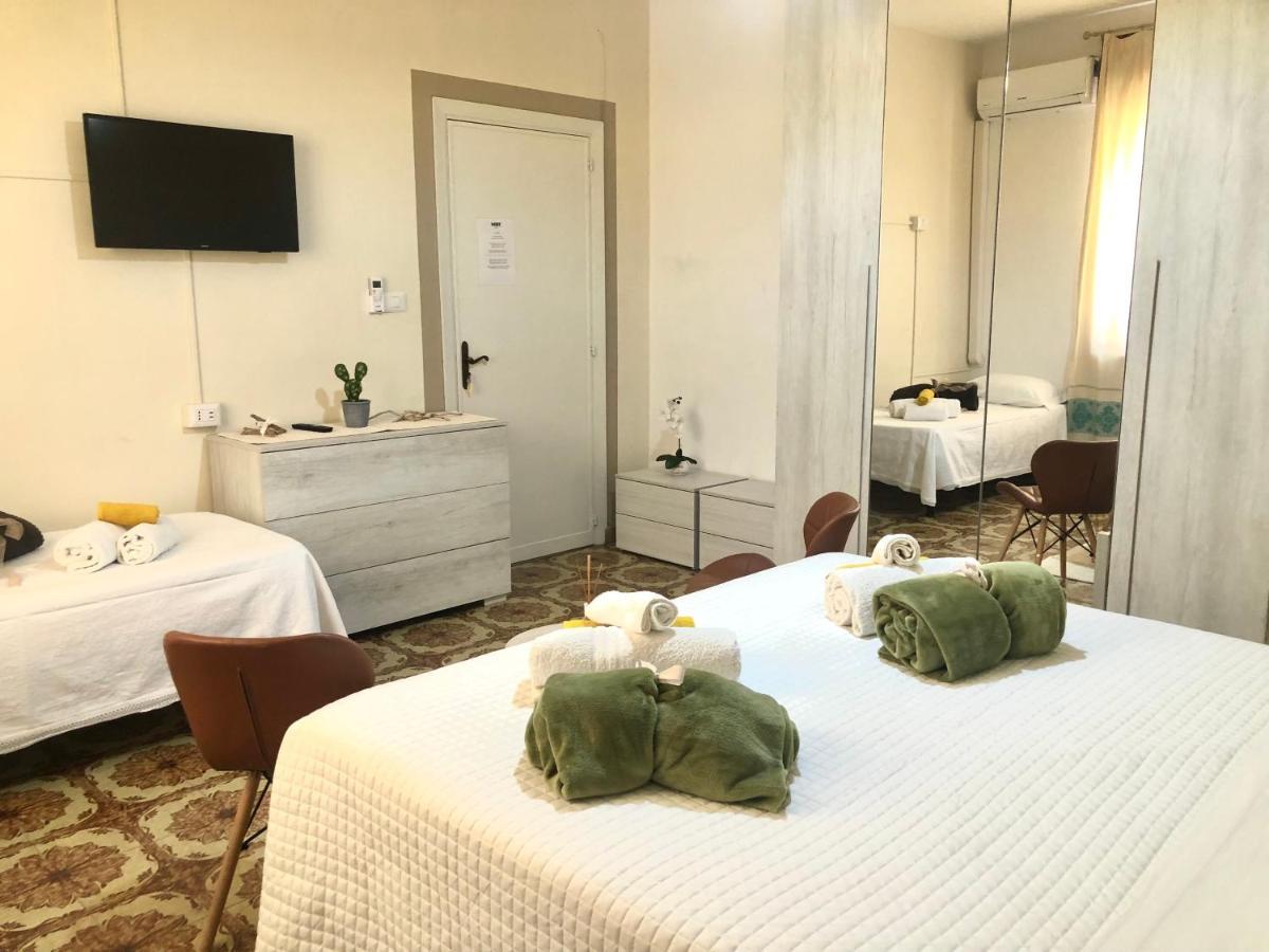 City B&B Castelsardo Eksteriør billede
